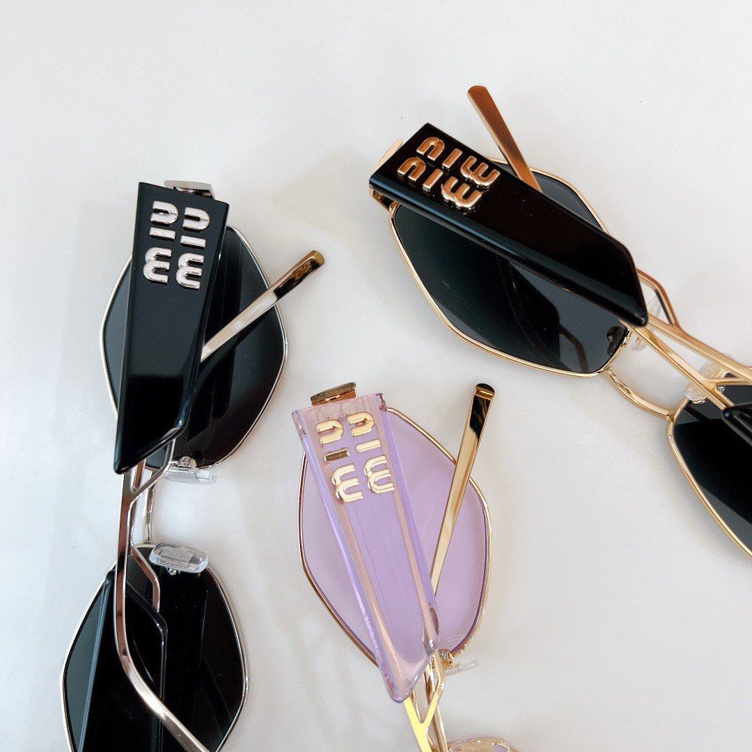 Miu Miu MU 52WS