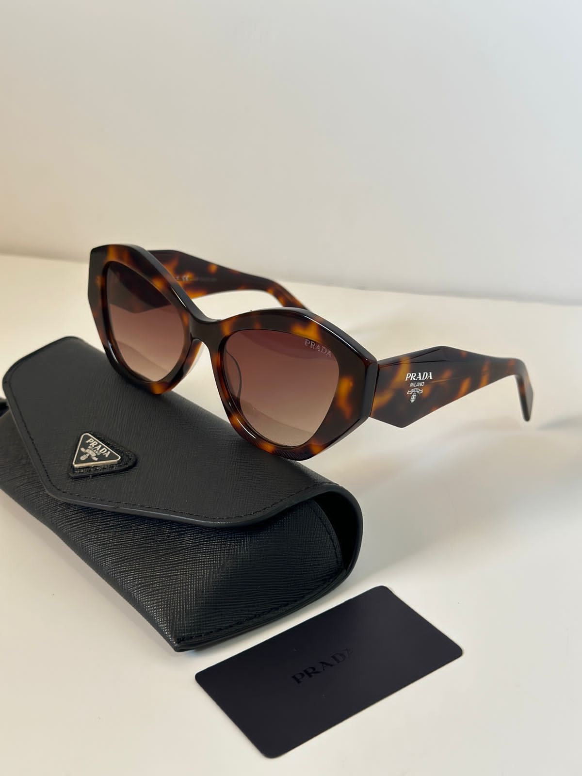 Prada PR 07YS
