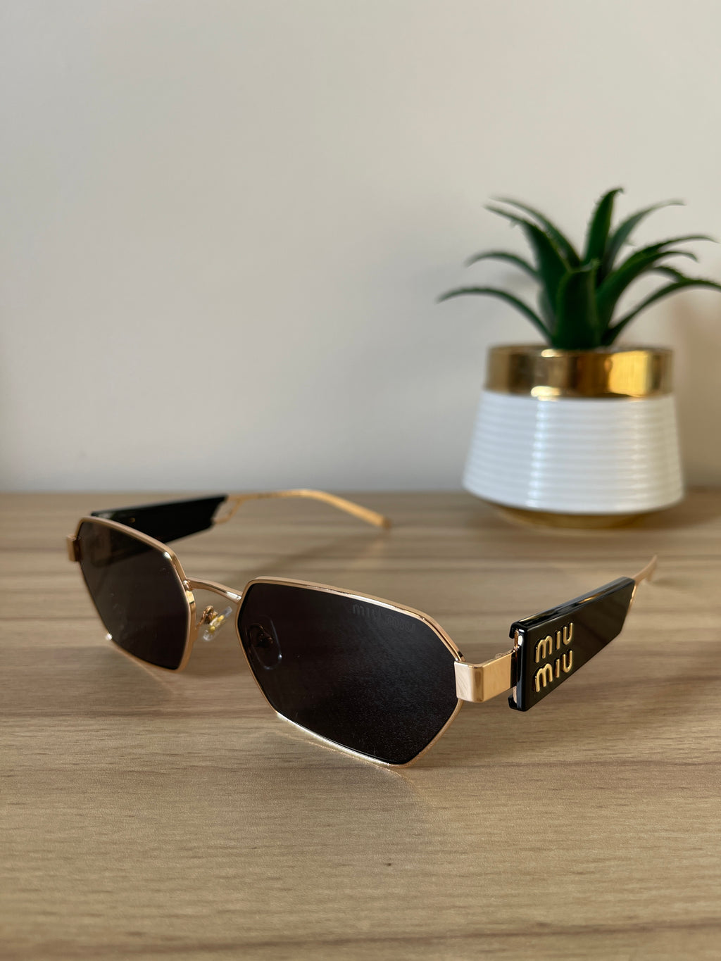 Miu Miu Mu 53WS