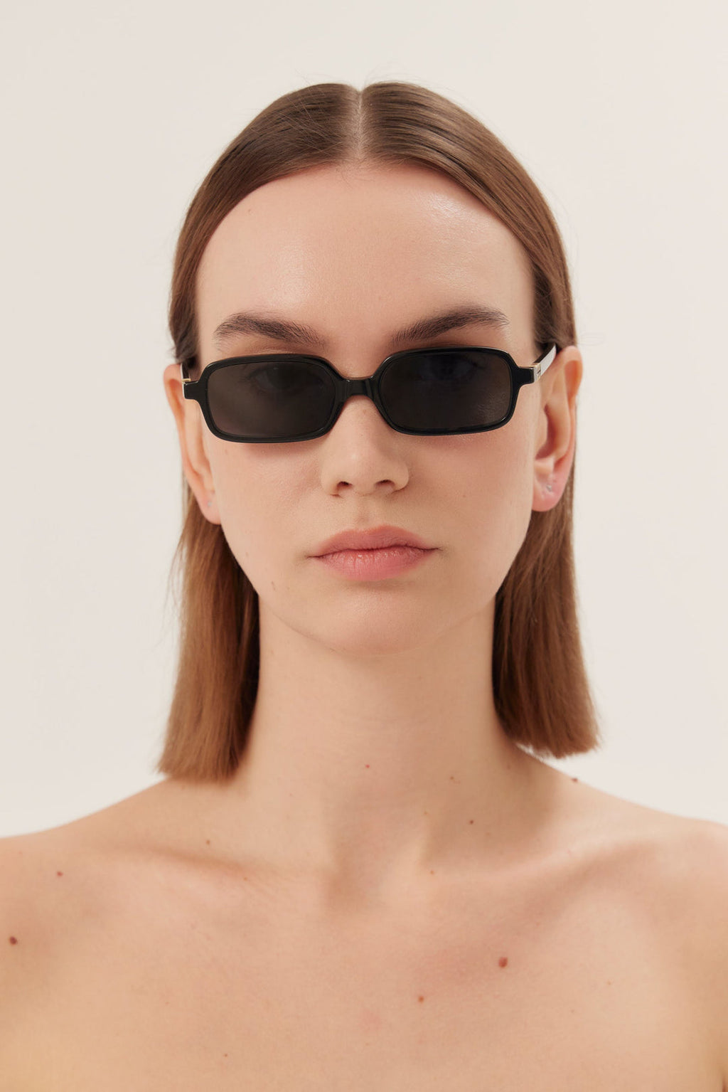 Miu Miu Regard
MU 11ZS 16K5S0 51-16