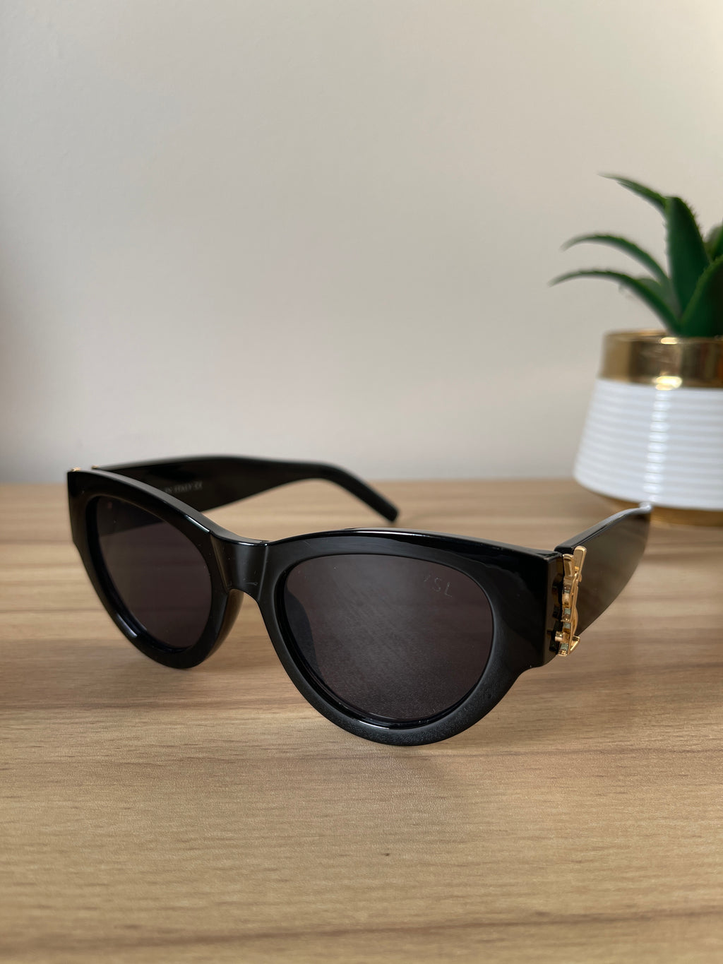 Saint Laurent SL M94