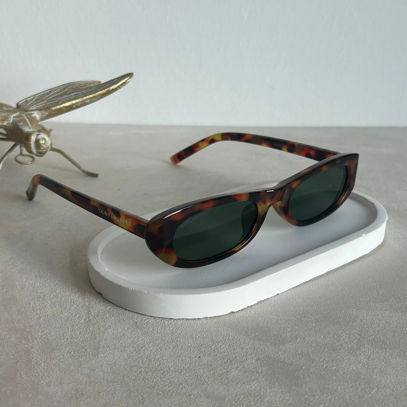 Saint Laurent SL 557