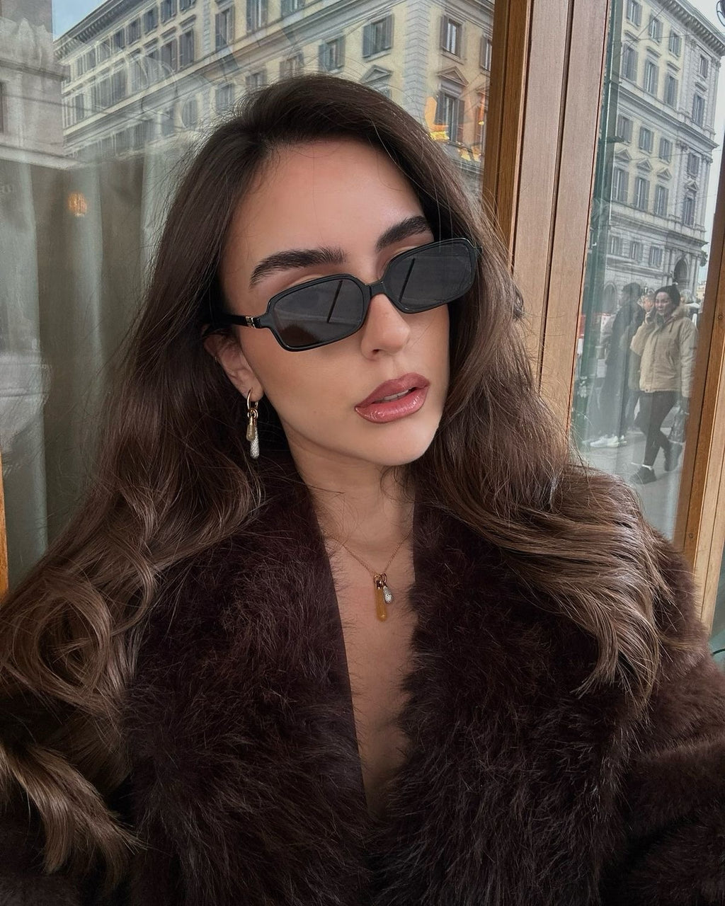 Miu Miu Regard
MU 11ZS 16K5S0 51-16