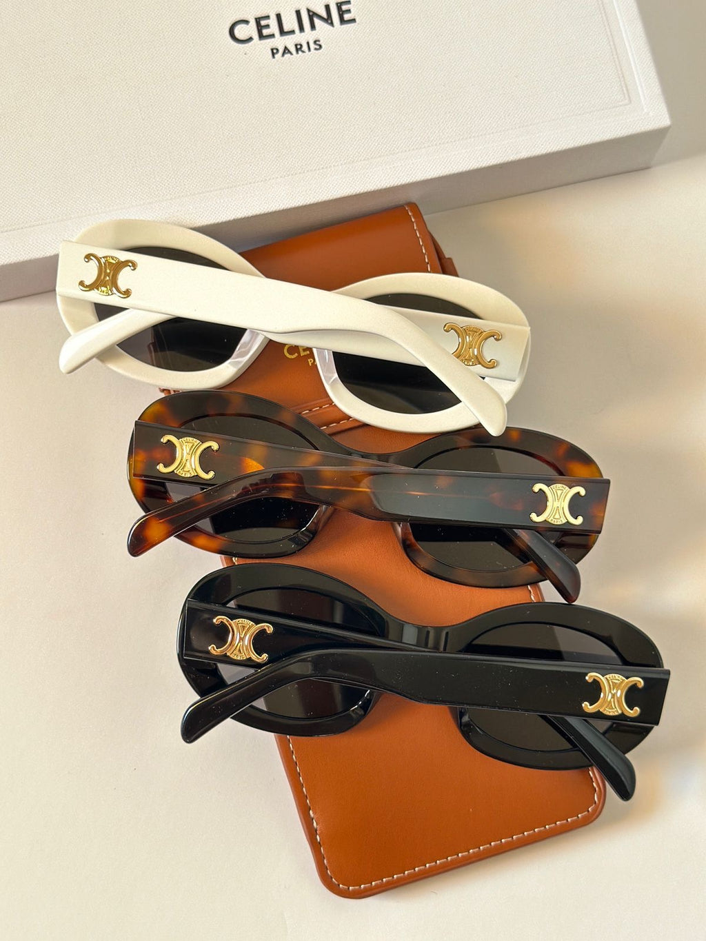 Celine Triomphe CL40194U